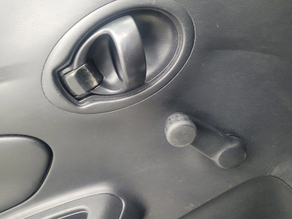 Used 2018 Nissan Versa S Plus image 27