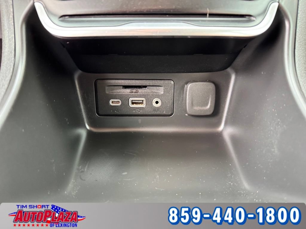 Used 2020 GMC Terrain SLT w/ LPO, Floor Liner Package FWD image 25
