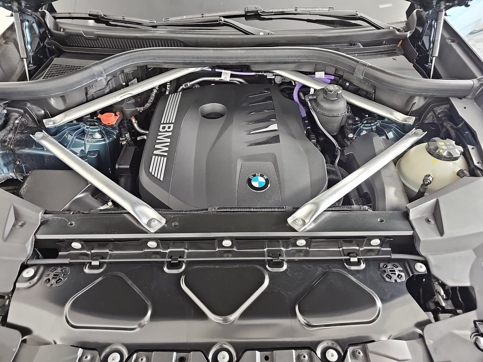 Used 2025 BMW X5 sDrive40i w/ Premium Package RWD image 33