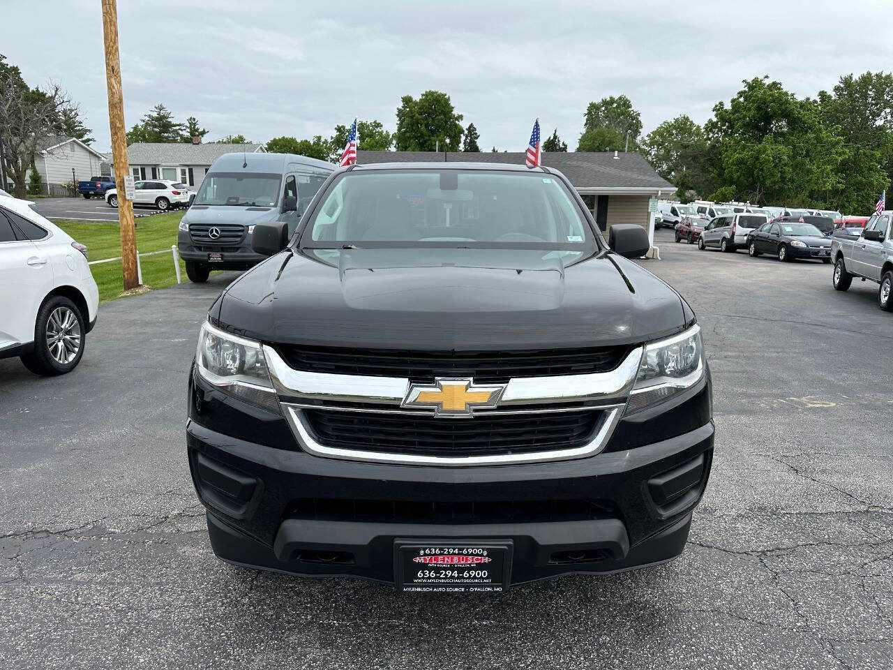 Used 2017 Chevrolet Colorado W/T w/ WT Convenience Package AWD/4WD image 3