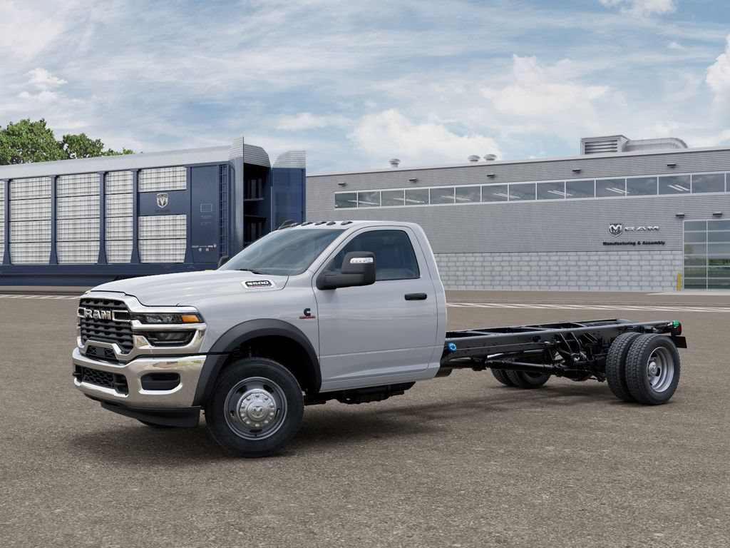New 2026 RAM 5500 Tradesman w/ Chrome Appearance Group AWD/4WD image 2
