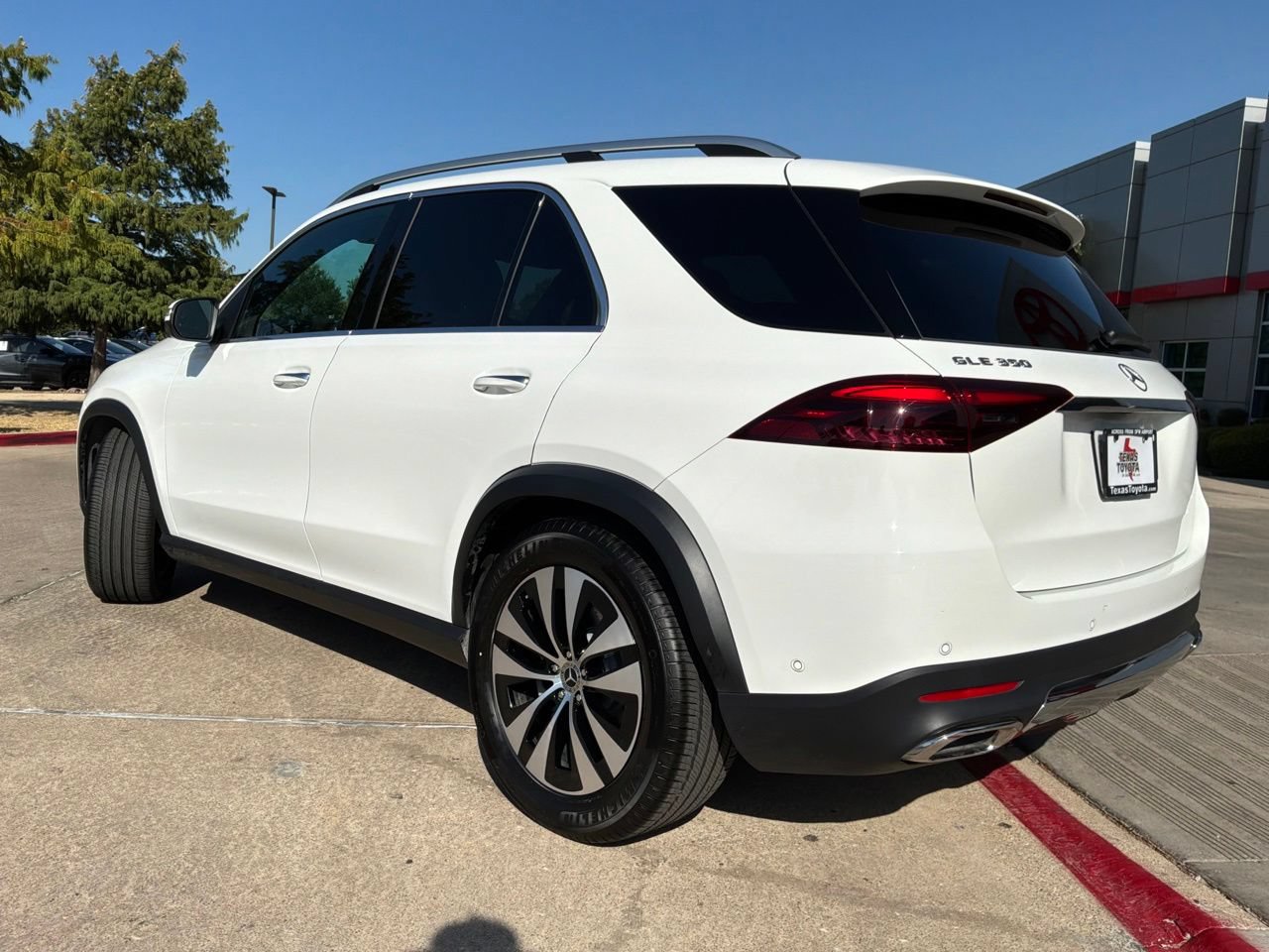 Used 2026 Mercedes-Benz GLE 350 4MATIC image 8