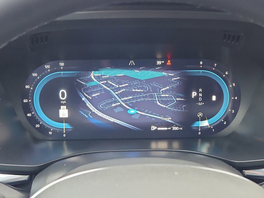 Used 2025 Volvo XC60 B5 Core image 33