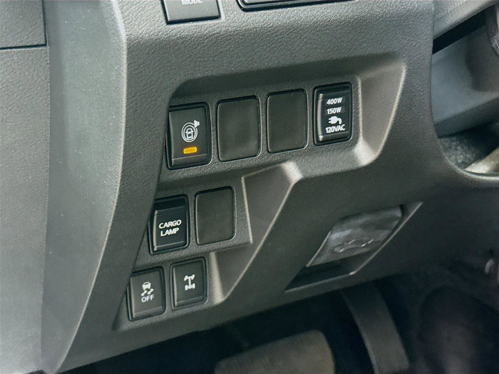 Used 2026 Nissan Frontier PRO-4X w/ Pro-4x Convenience Package image 7