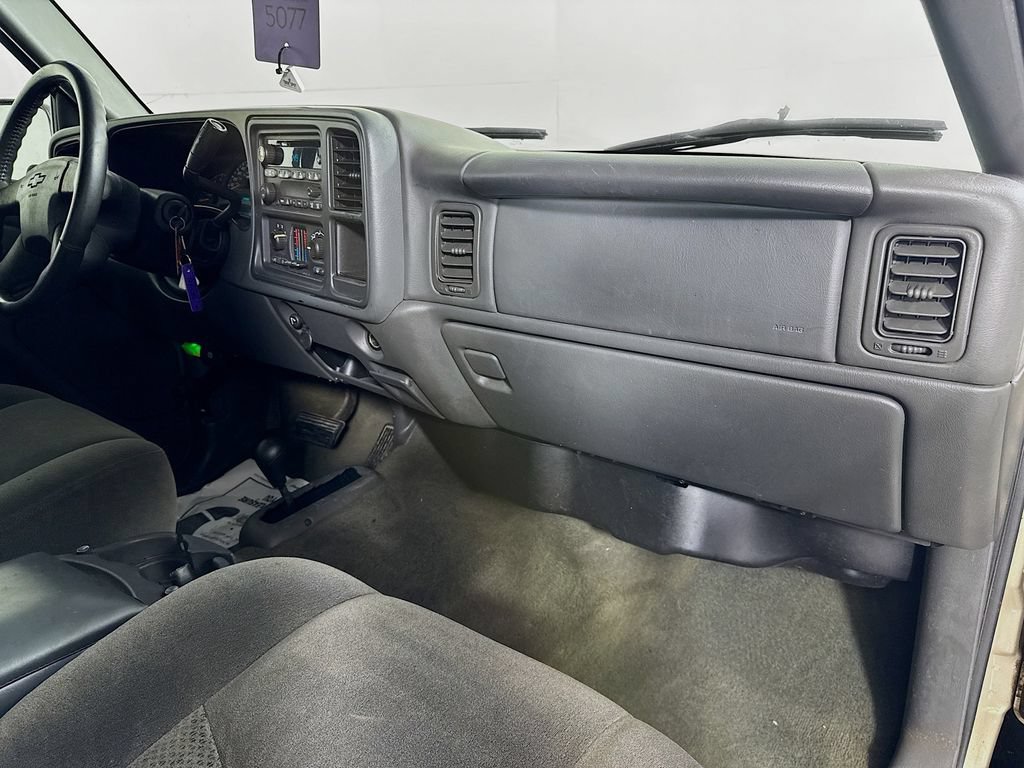 Used 2005 Chevrolet Silverado 1500 LS AWD/4WD image 30