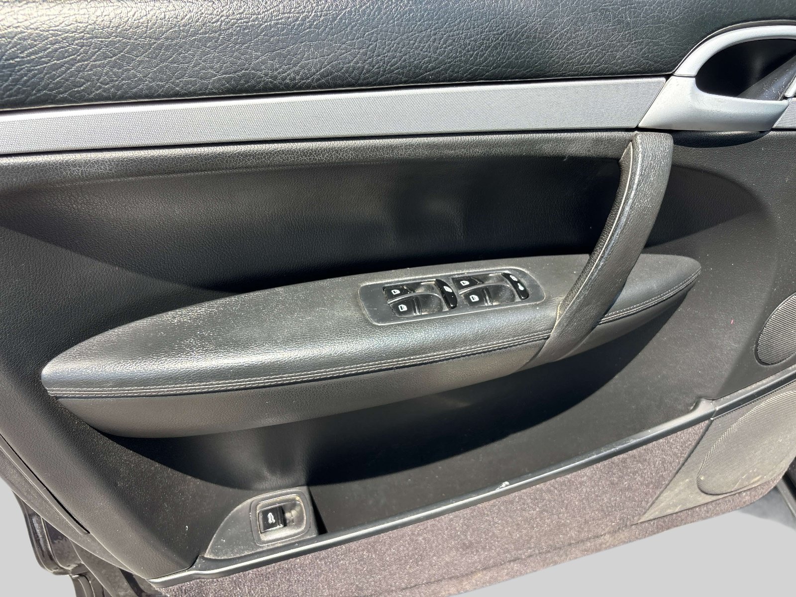 Used 2010 Porsche Cayenne AWD/4WD image 7
