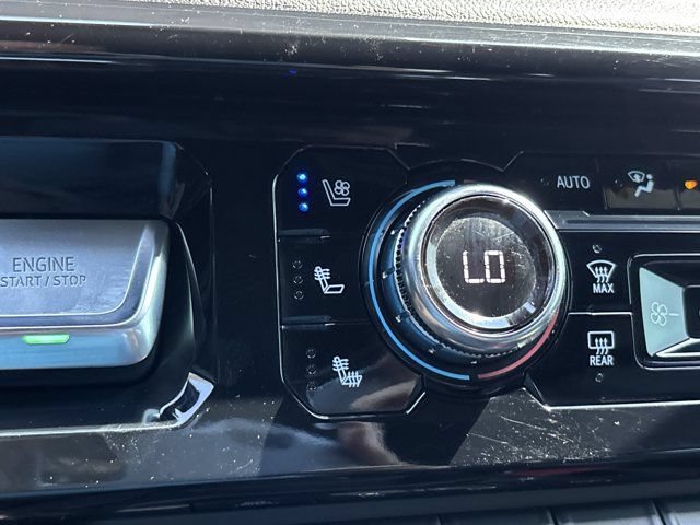 Used 2025 GMC Sierra 2500 AT4 w/ AT4 Premium Plus Package AWD/4WD image 43