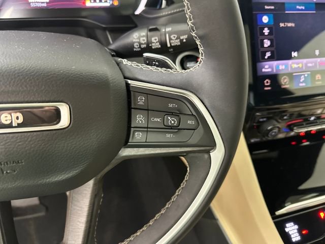 Used 2022 Jeep Grand Cherokee Limited 4xe w/ MOPAR Finishing Package image 16