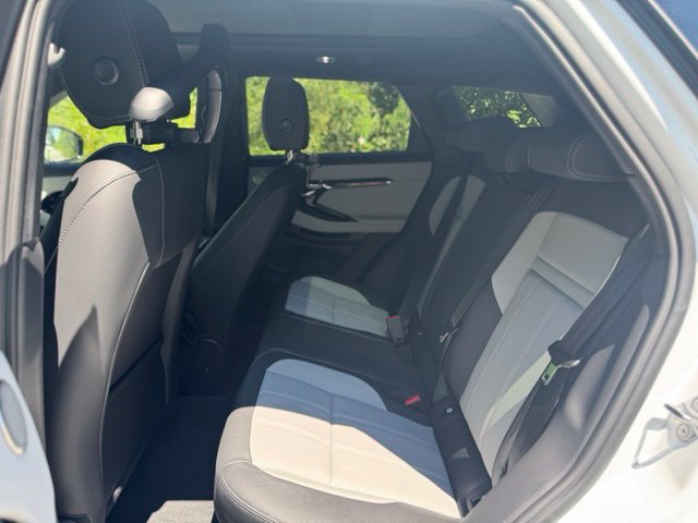 New 2026 Land Rover Range Rover Evoque Hoxton AWD/4WD image 13