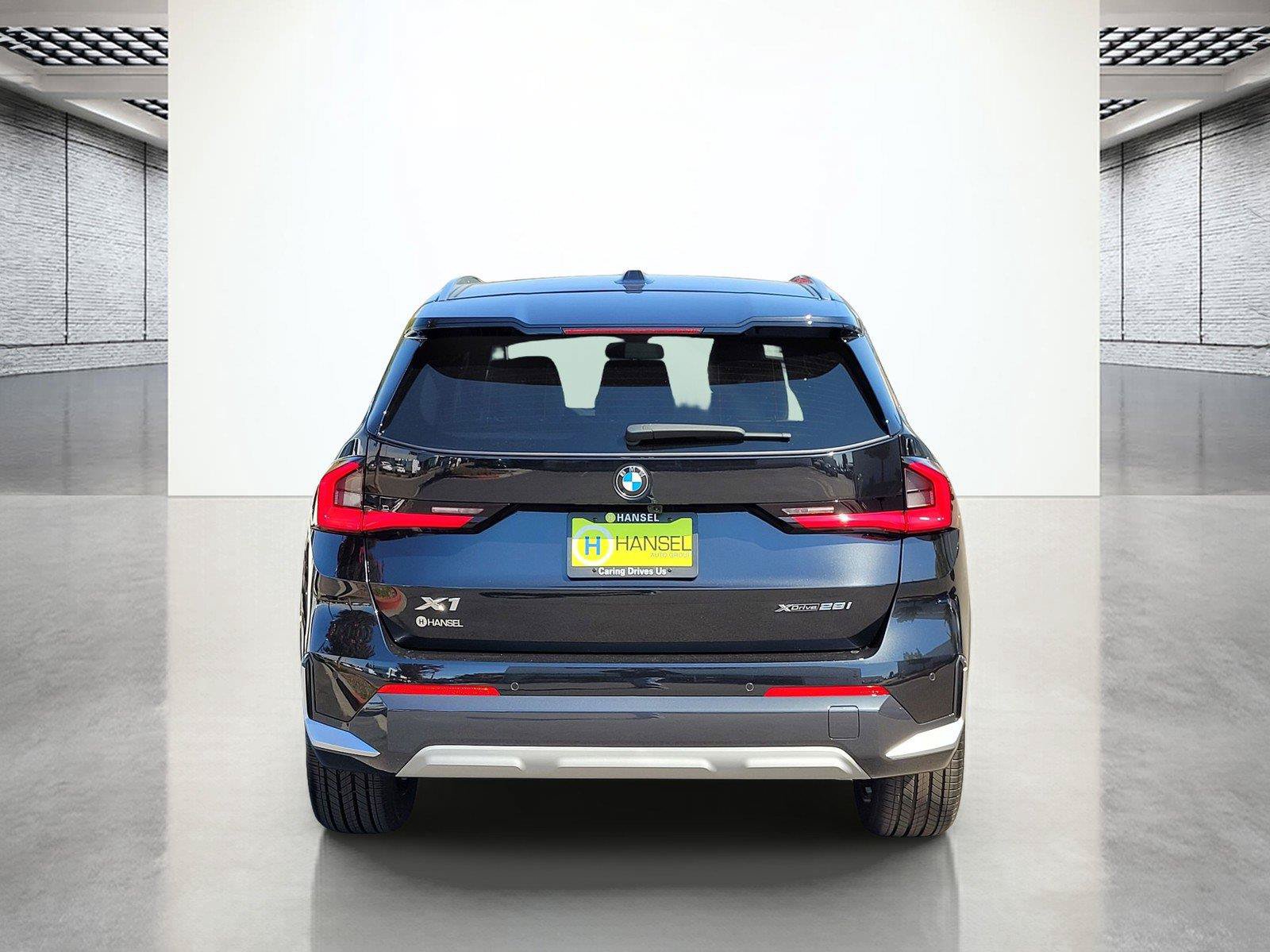 New 2027 BMW X1 xDrive28i w/ Technology Package AWD/4WD image 6
