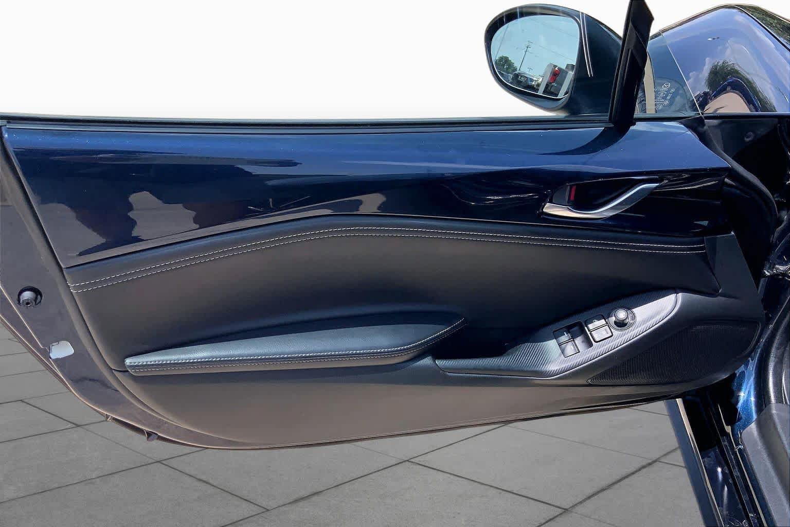 Certified 2025 MAZDA MX-5 Miata RF Grand Touring RWD image 18