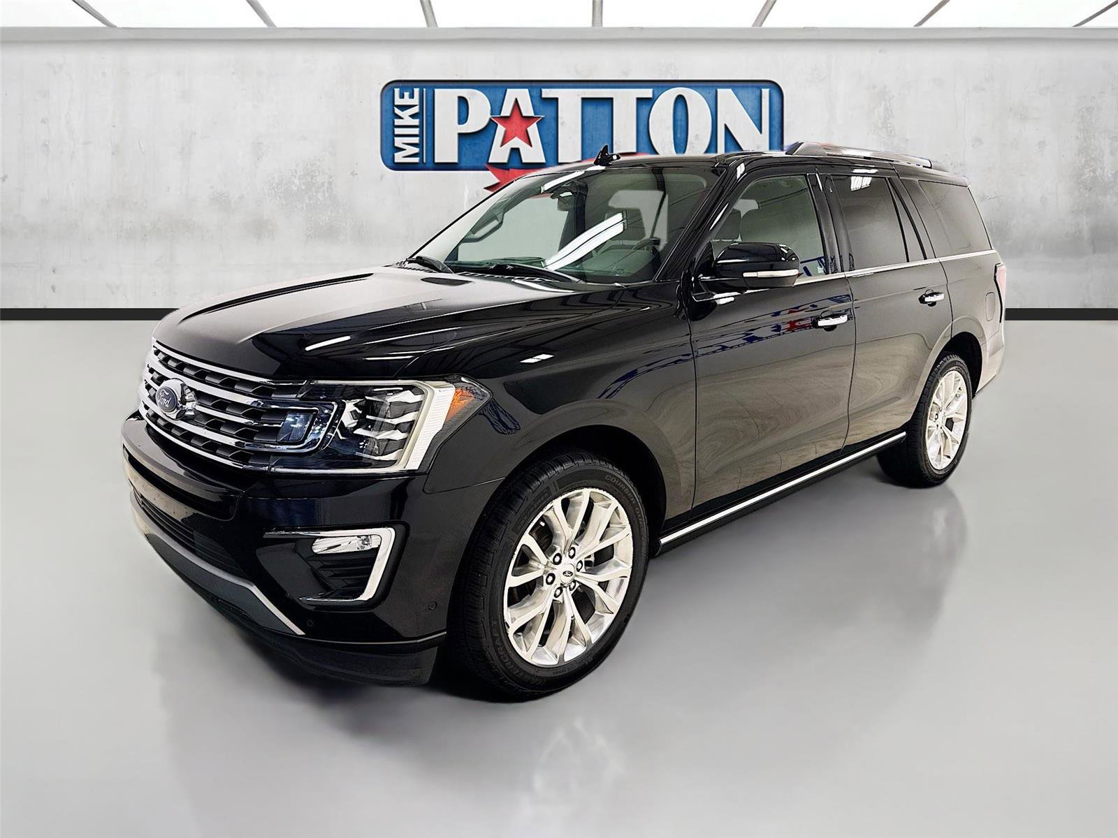 Used 2019 Ford Expedition Limited w/ Equipment Group 302A RWD image 3
