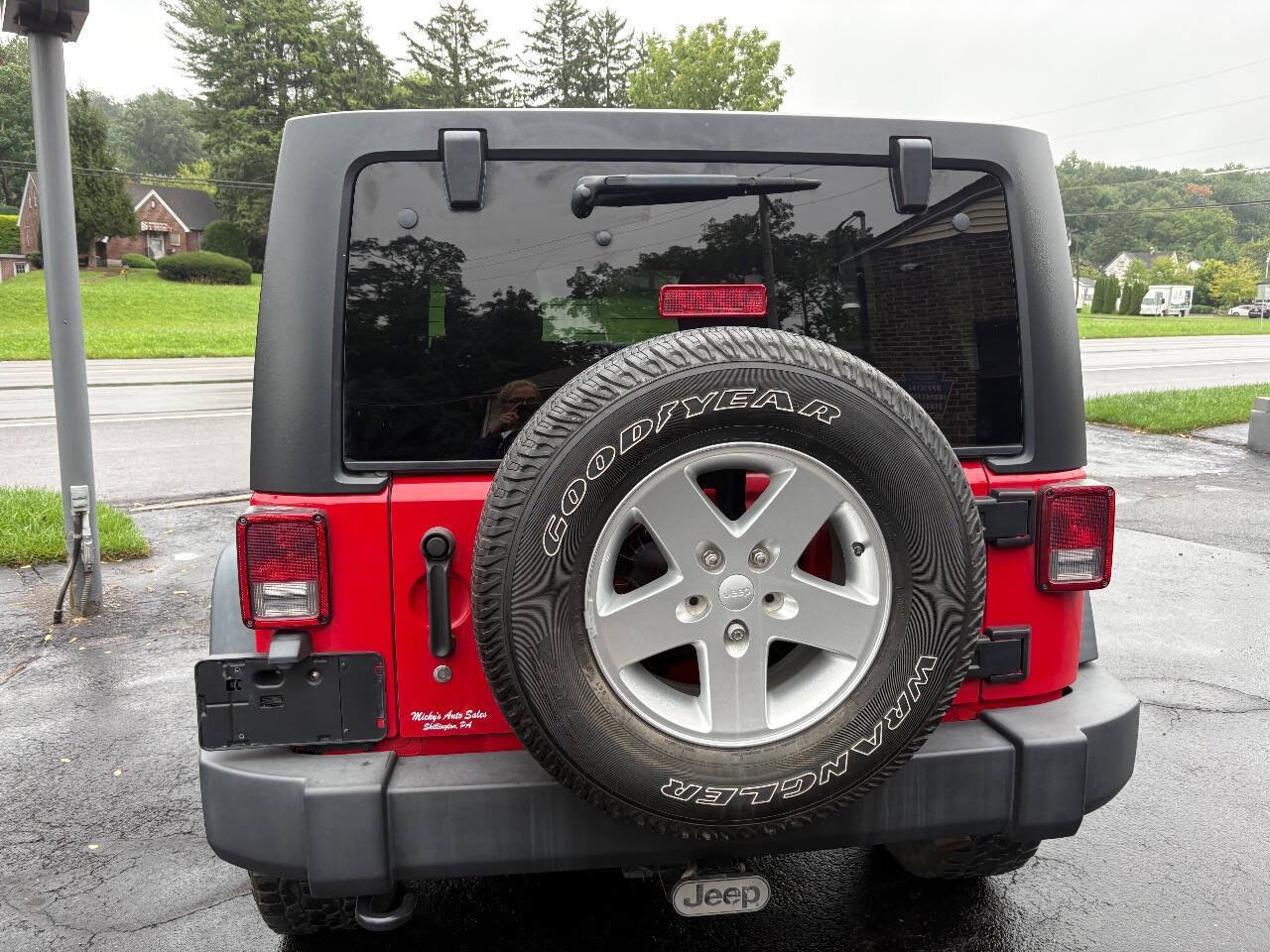 Used 2014 Jeep Wrangler Unlimited Sport w/ Quick Order Package 23S AWD/4WD image 13