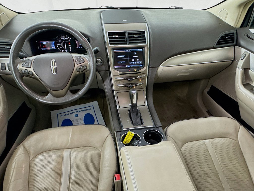 Used 2015 Lincoln MKX FWD w/ Equipment Group 102A image 27