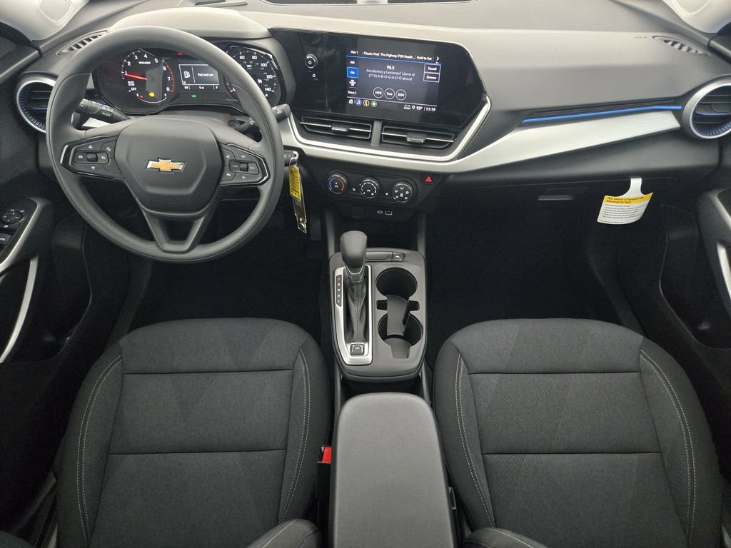 New 2026 Chevrolet Trax LS w/ LS Convenience Package FWD image 28