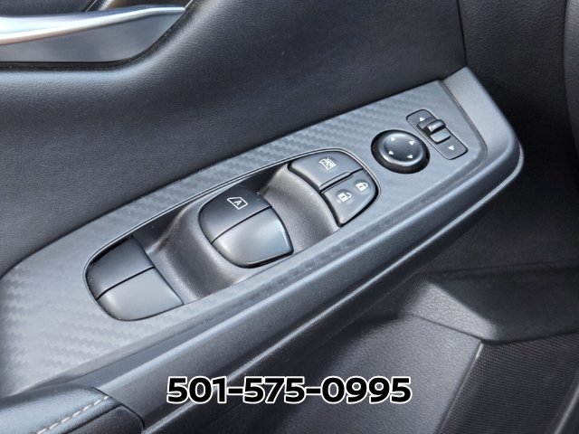 Used 2025 Nissan Sentra SV FWD image 31