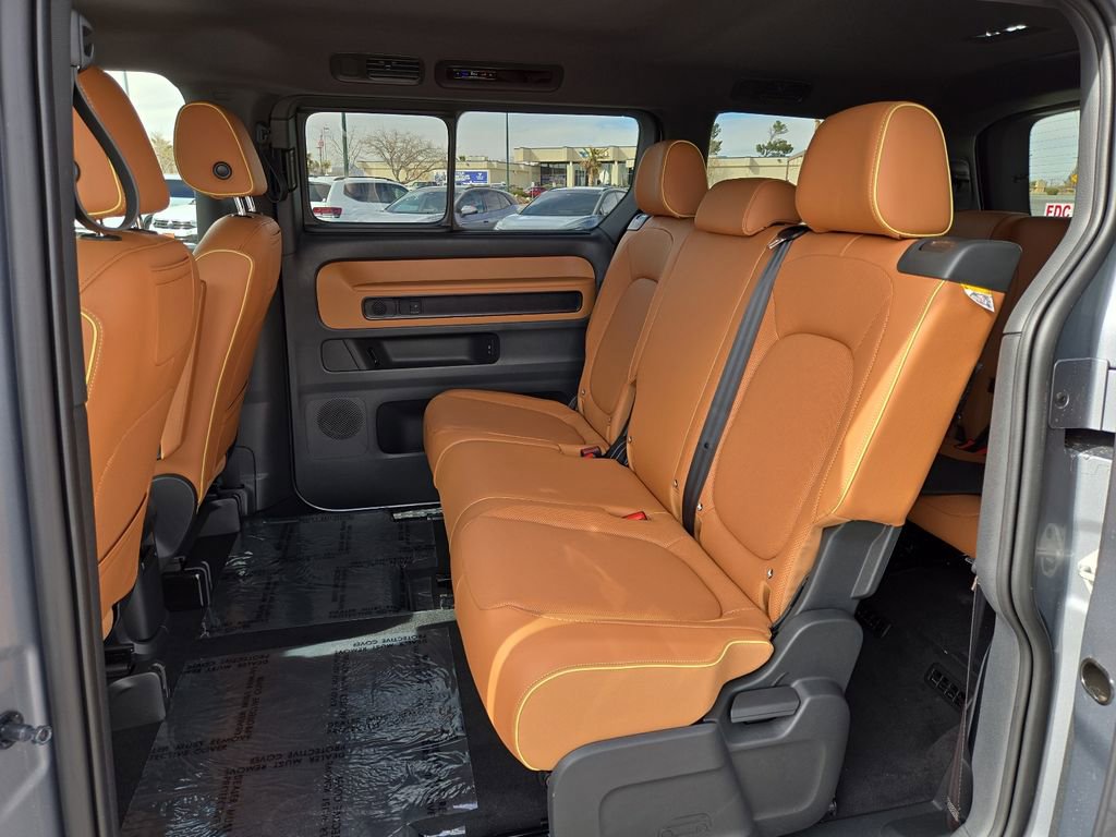 New 2025 Volkswagen ID. Buzz Pro S image 16