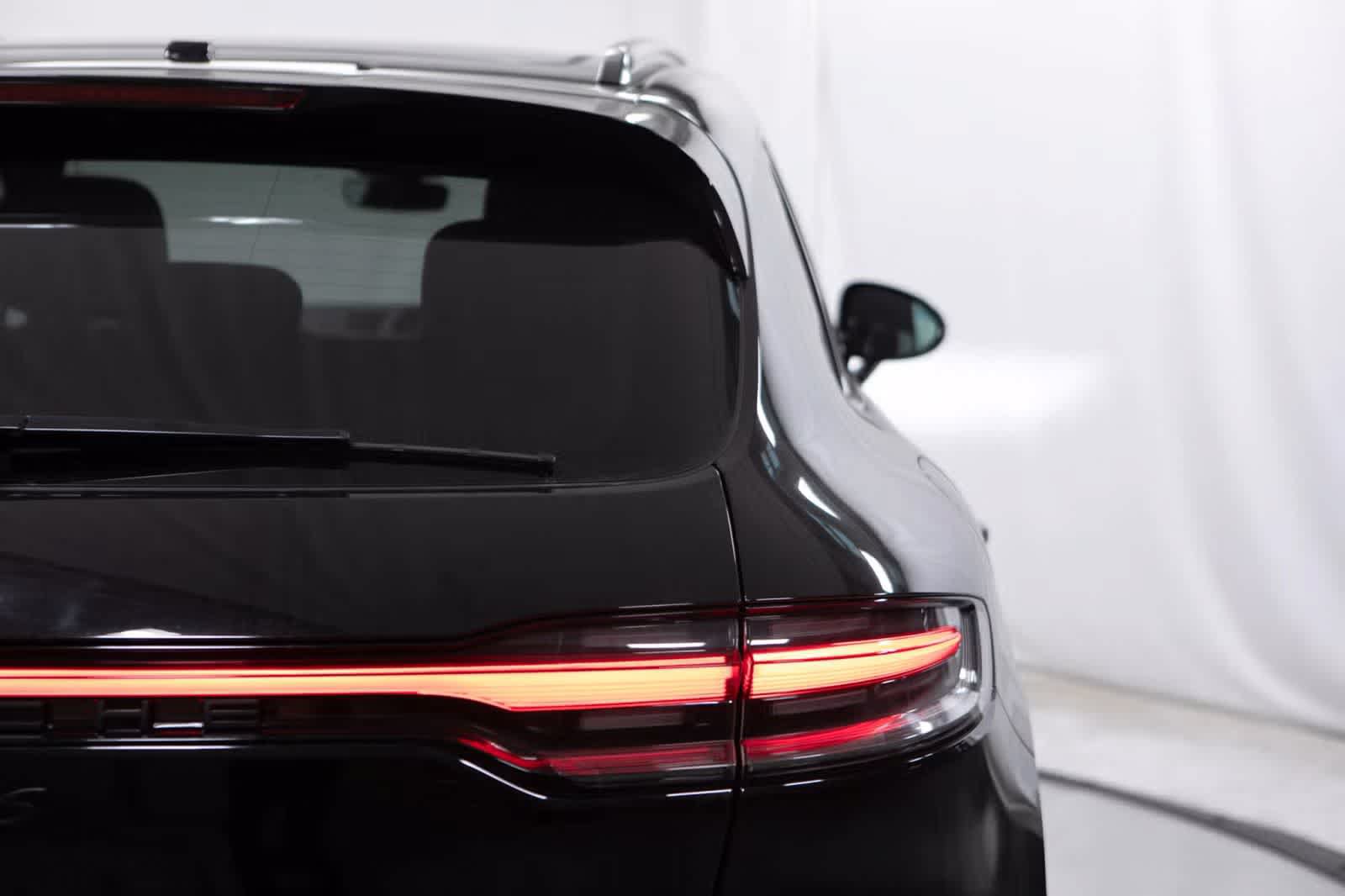 Certified 2026 Porsche Macan S AWD/4WD image 21