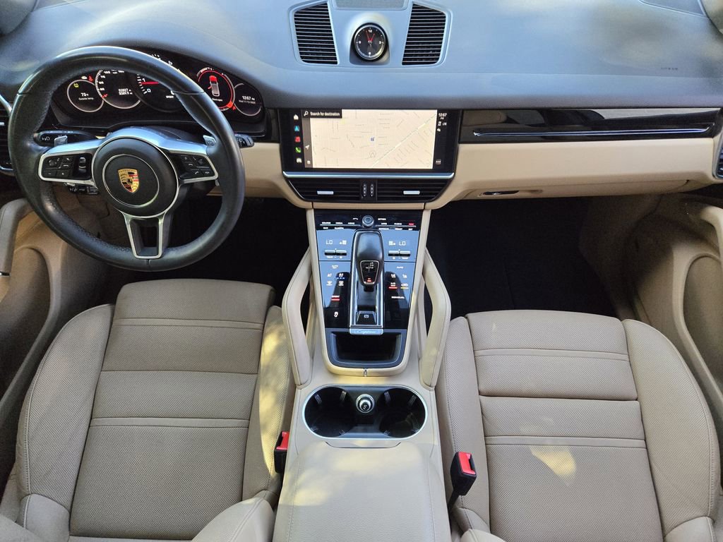 Used 2022 Porsche Cayenne image 32