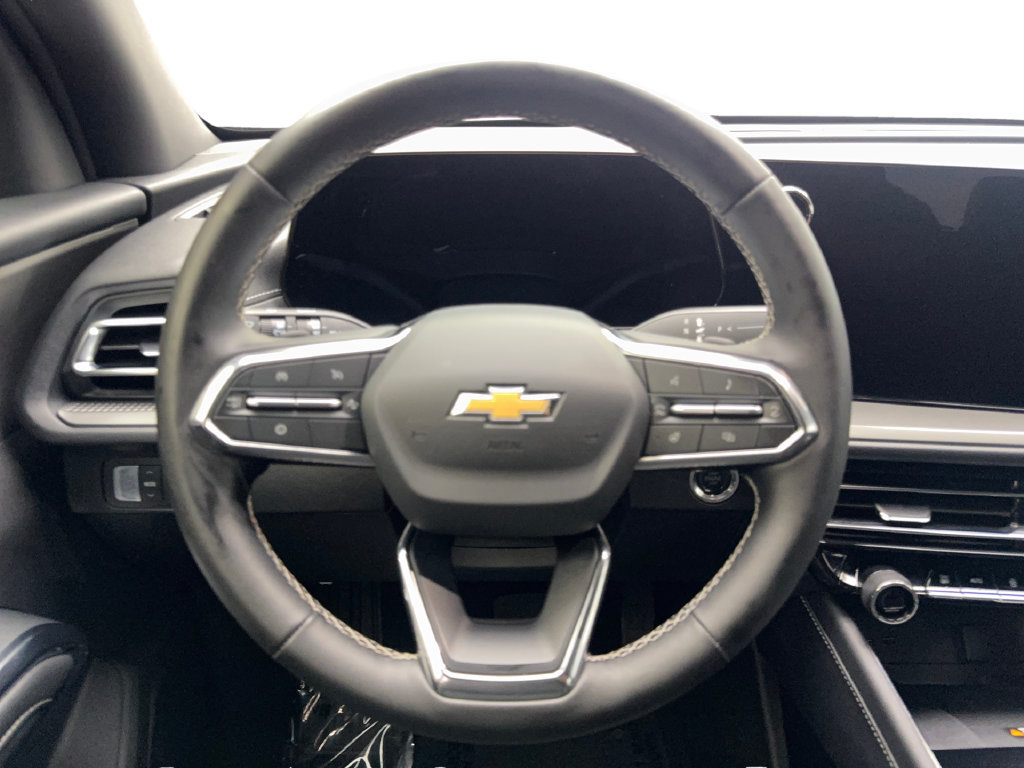 Used 2026 Chevrolet Traverse LT FWD image 62