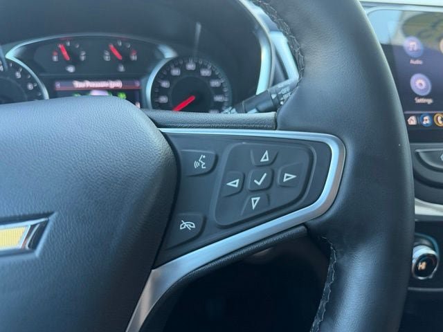 Used 2023 Chevrolet Equinox LT AWD/4WD image 17