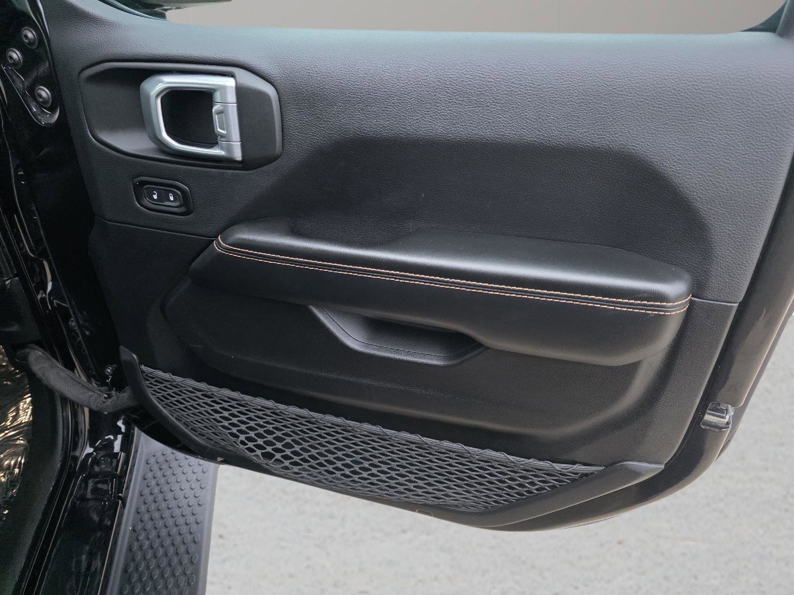 Used 2024 Jeep Wrangler Sahara w/ Safety Group image 41