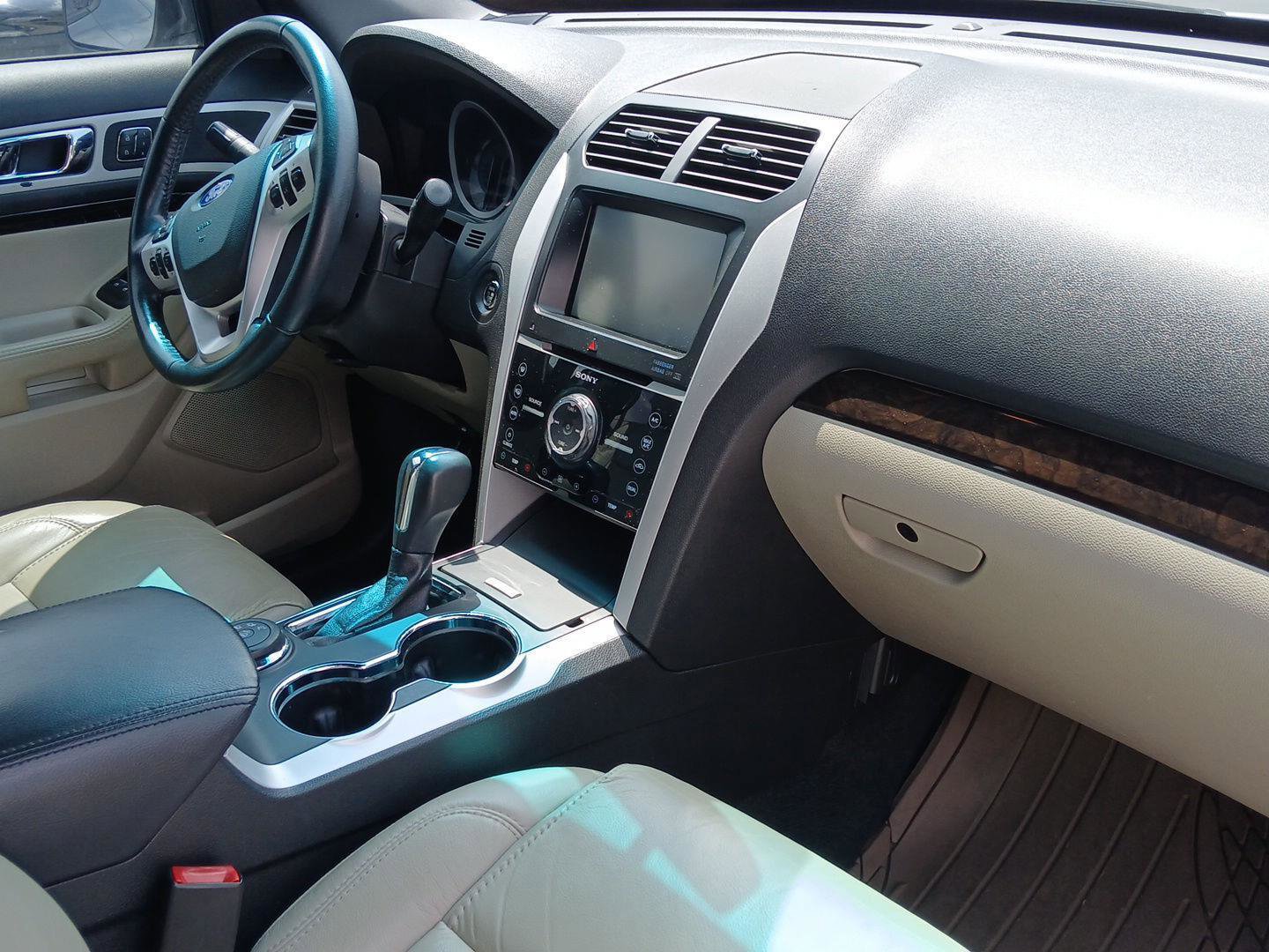 Used 2015 Ford Explorer Limited AWD/4WD image 14