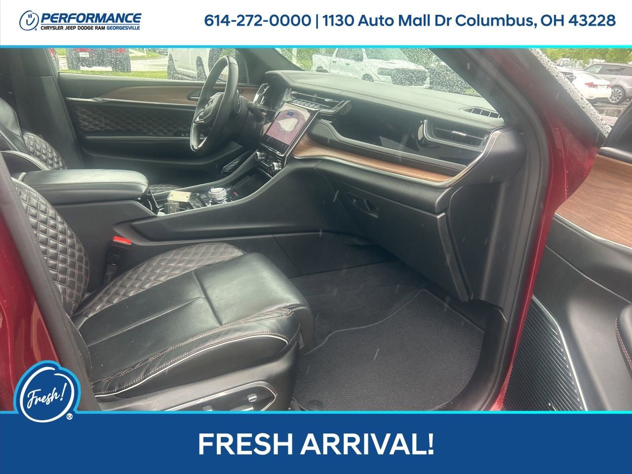 Used 2022 Jeep Grand Cherokee Summit w/ Luxury Tech Group V AWD/4WD image 16