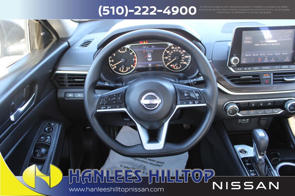 Used 2024 Nissan Altima 2.5 SV image 16