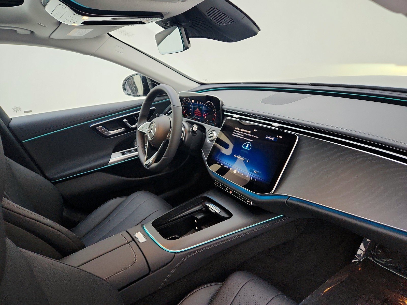 New 2025 Mercedes-Benz E 450 4MATIC All-Terrain Wagon image 9