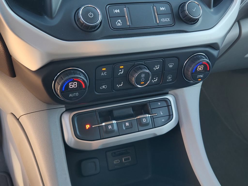 Used 2020 GMC Acadia SLT image 23