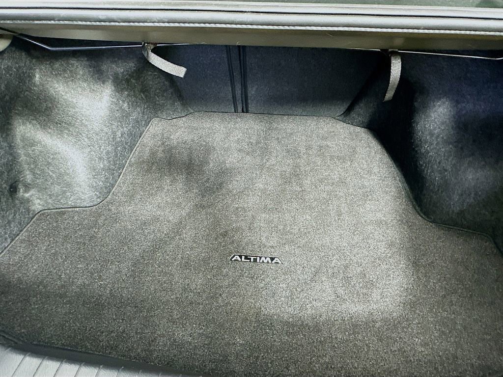 Used 2017 Nissan Altima 2.5 SV image 32