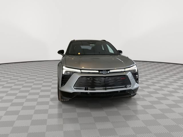 New 2026 Chevrolet Blazer EV RS w/ Super Cruise Package FWD image 3