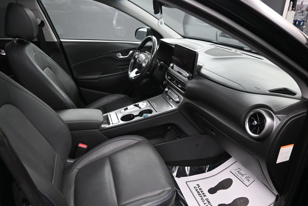 Used 2023 Hyundai Kona Limited FWD image 32