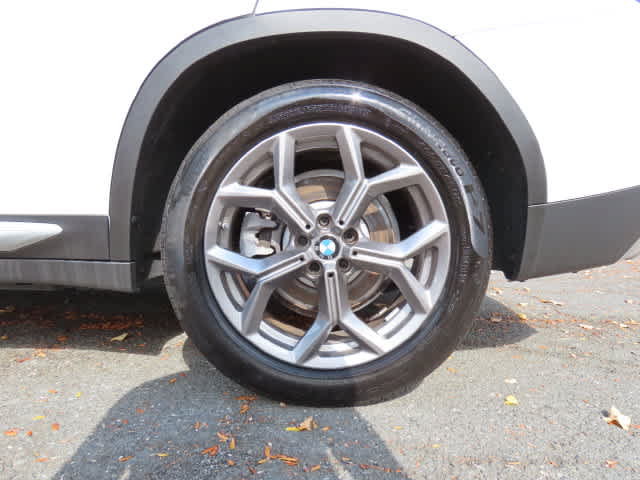 Used 2024 BMW X3 xDrive30i w/ Premium Package w/ZPA AWD/4WD image 9