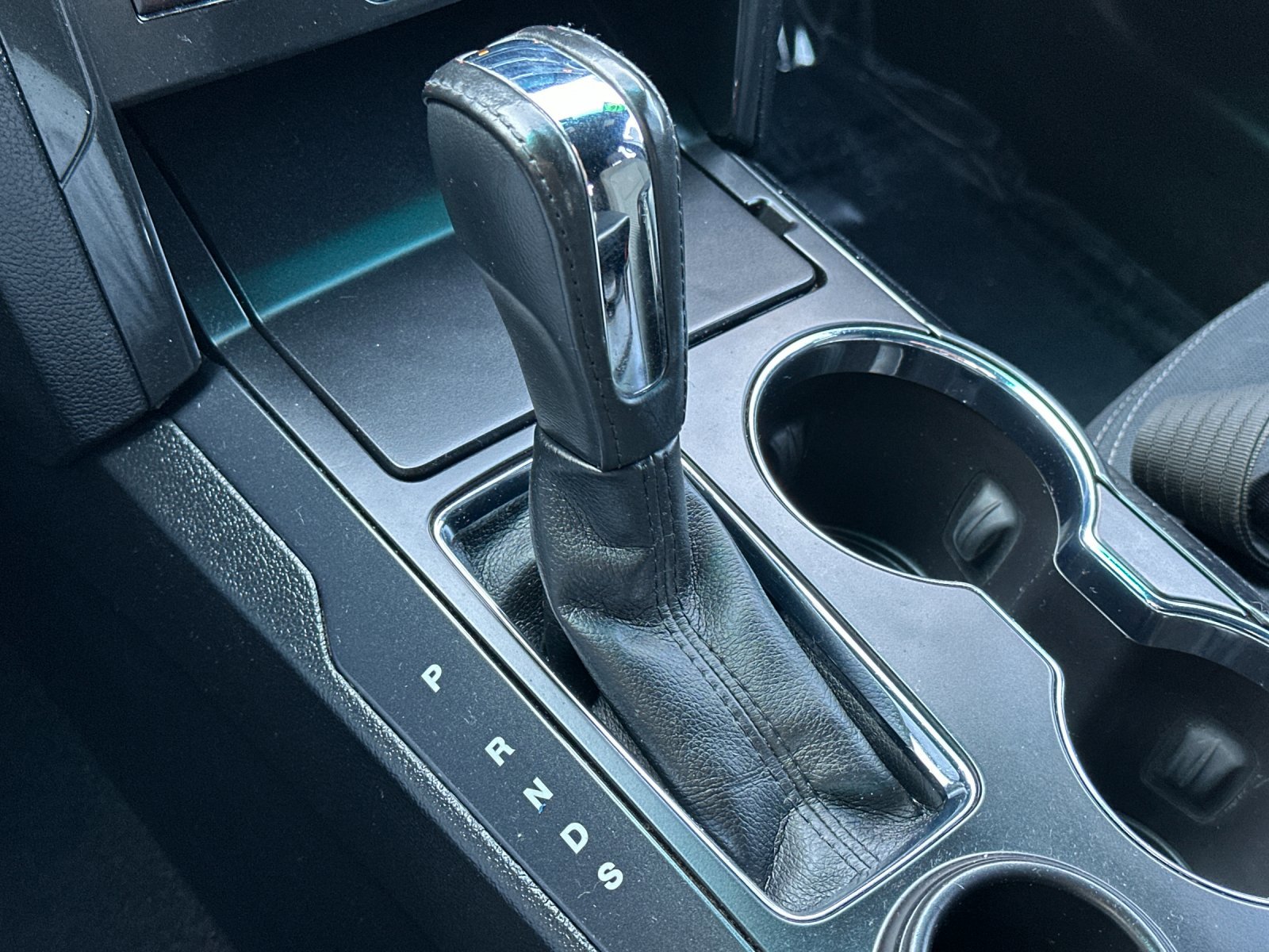 Used 2016 Ford Explorer XLT w/ Equipment Group 201A image 22