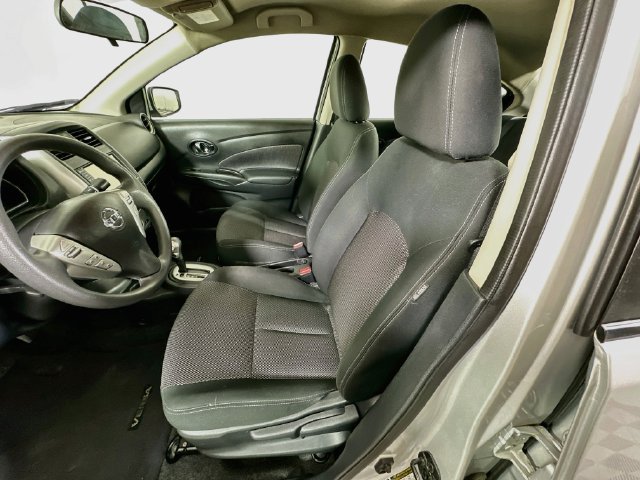 Used 2018 Nissan Versa SV FWD image 23