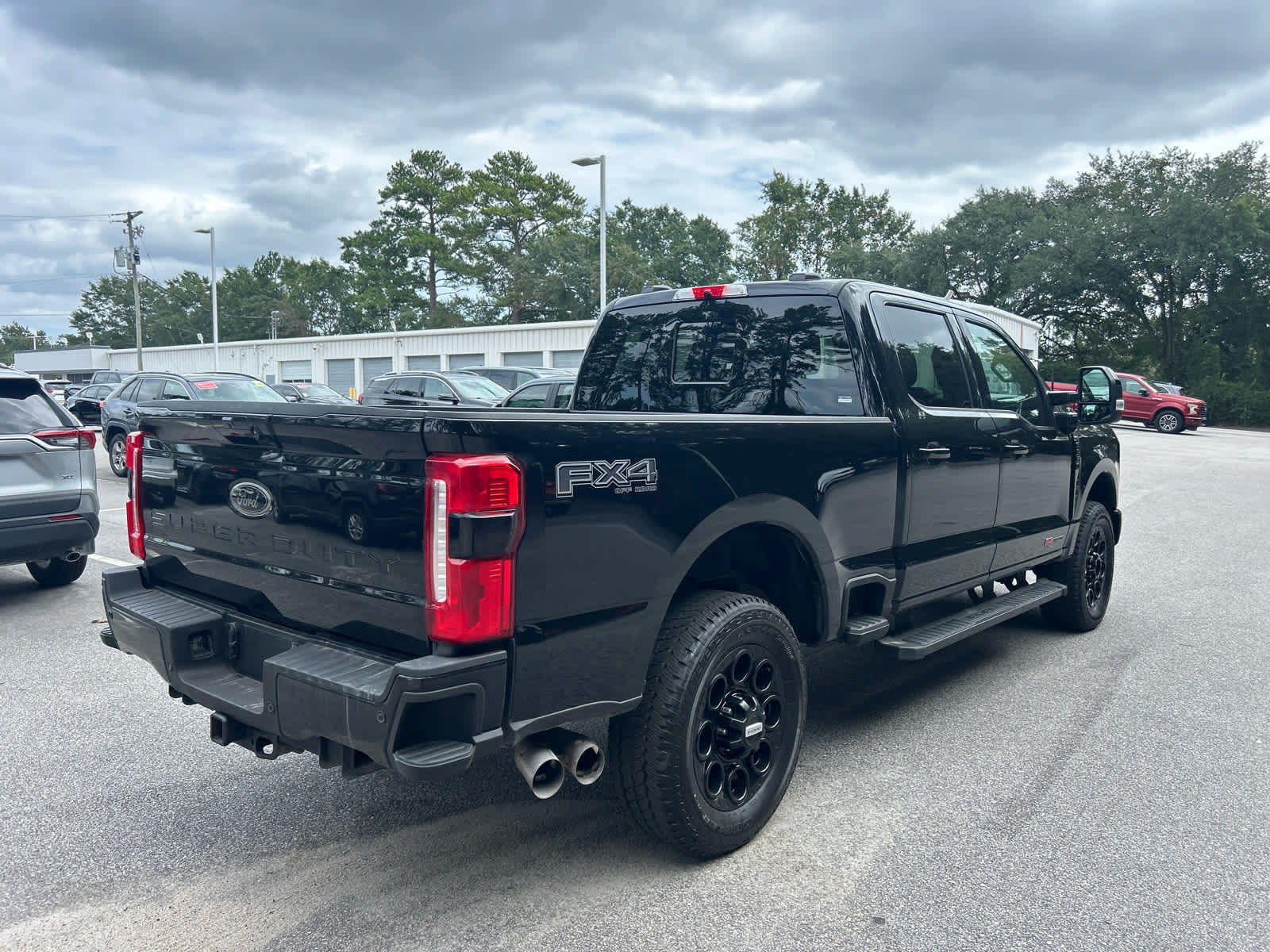 Used 2025 Ford F350 Lariat w/ Black Appearance Package AWD/4WD image 5