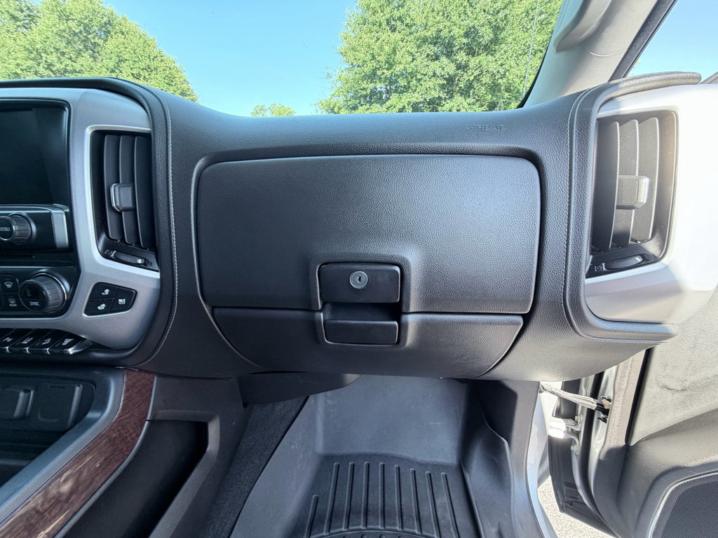 Used 2018 GMC Sierra 2500 SLT w/ Driver Alert Package AWD/4WD image 22