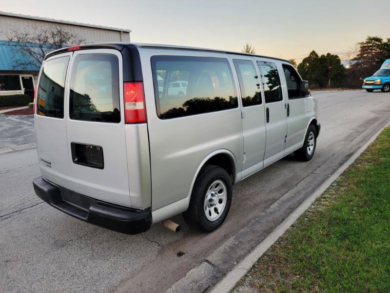 Used 2014 Chevrolet Express 1500 RWD image 21