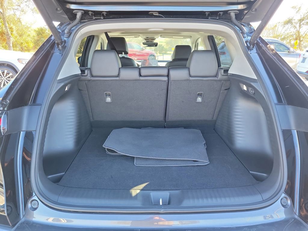 Certified 2025 Acura ADX Base image 12