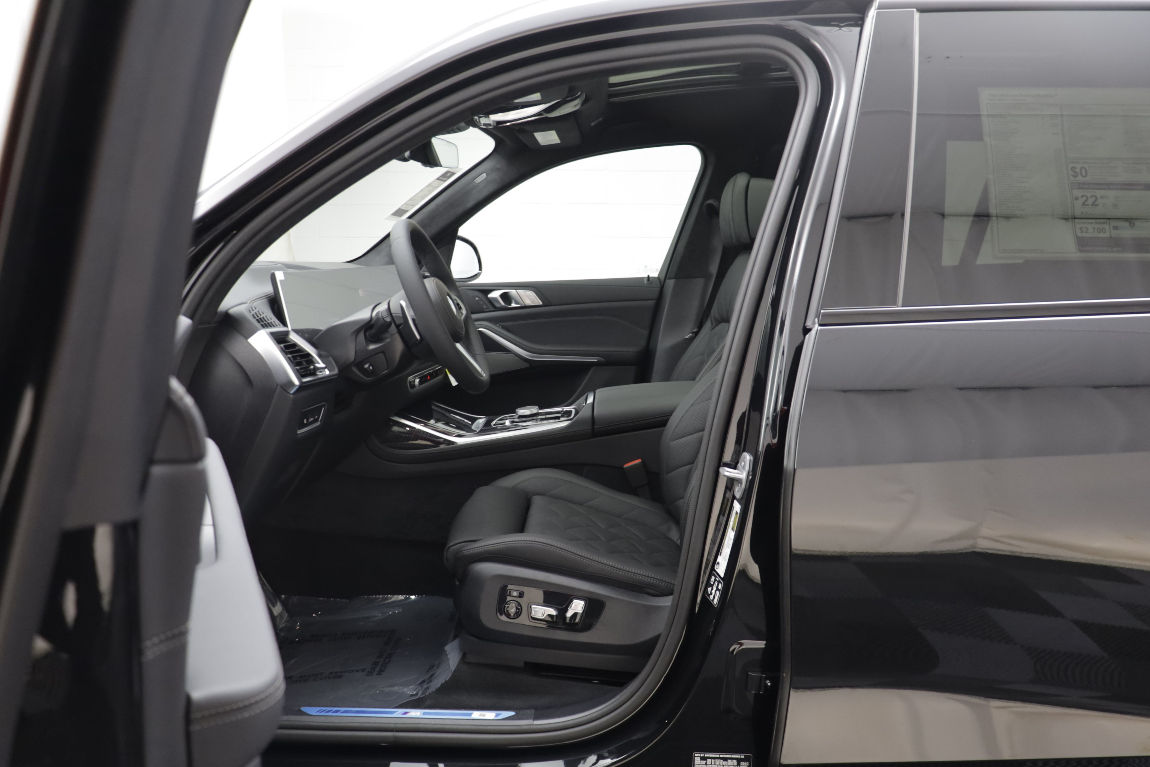 New 2027 BMW X7 xDrive40i w/ M Sport Package AWD/4WD image 6