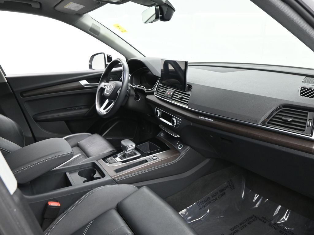 Used 2024 Audi Q5 2.0T Premium Plus image 27