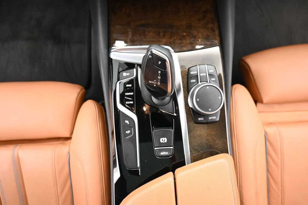 Used 2018 BMW 540i xDrive w/ Premium Package AWD/4WD image 14