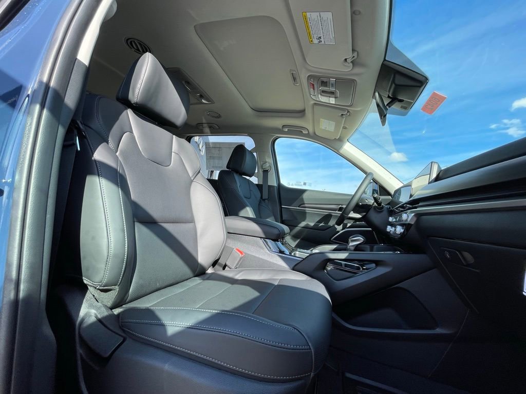 New 2025 Kia Telluride S image 32