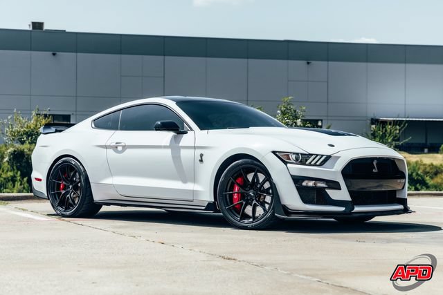 Used 2021 Ford Mustang Shelby GT500 w/ Technology Package RWD image 43