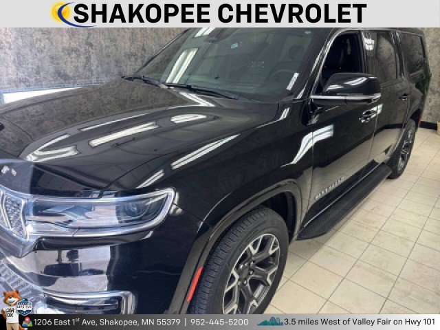 Used 2023 Jeep Wagoneer L Series III AWD/4WD image 1