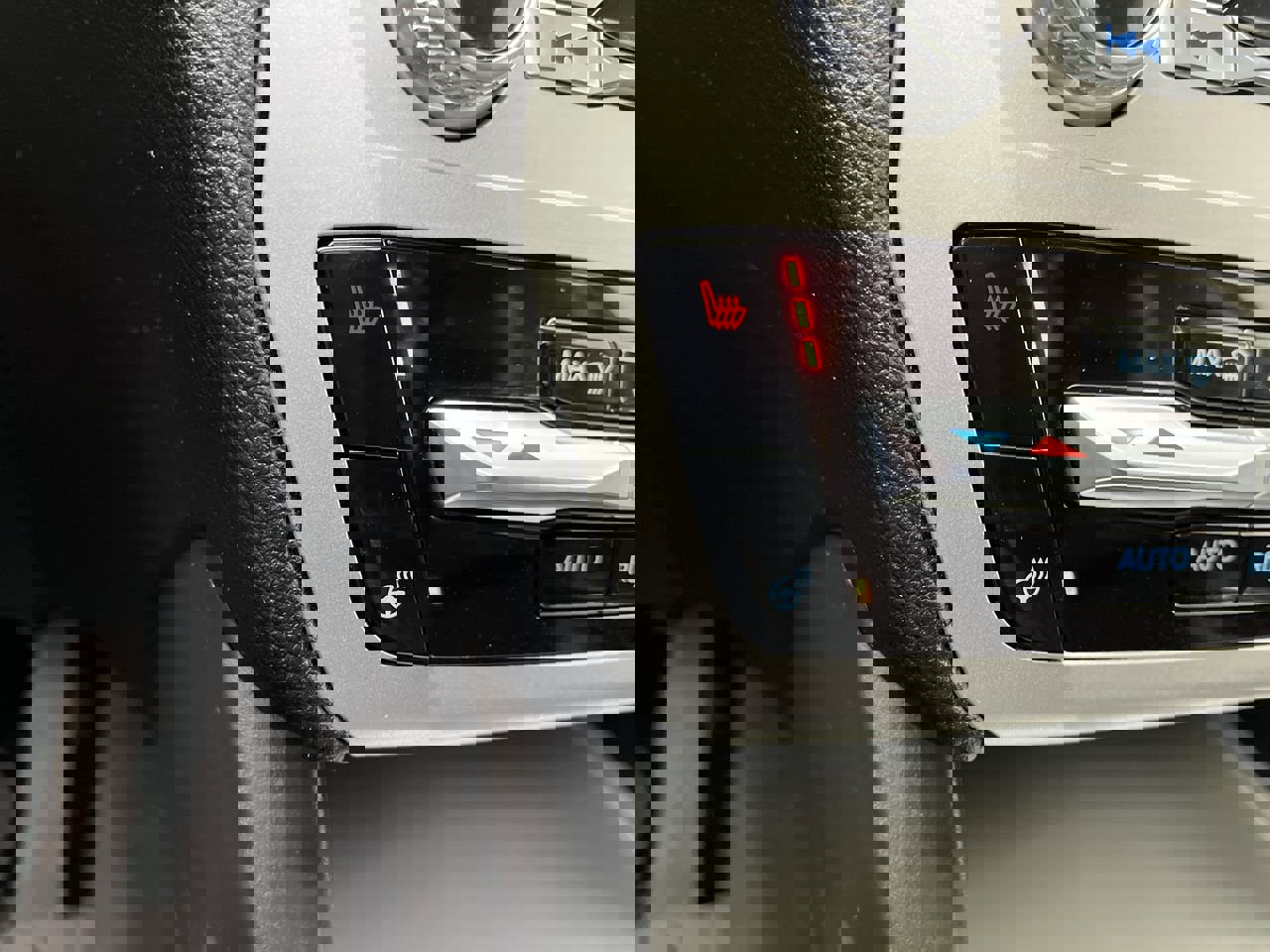 Used 2022 Ford Explorer XLT w/ Equipment Group 202A image 25