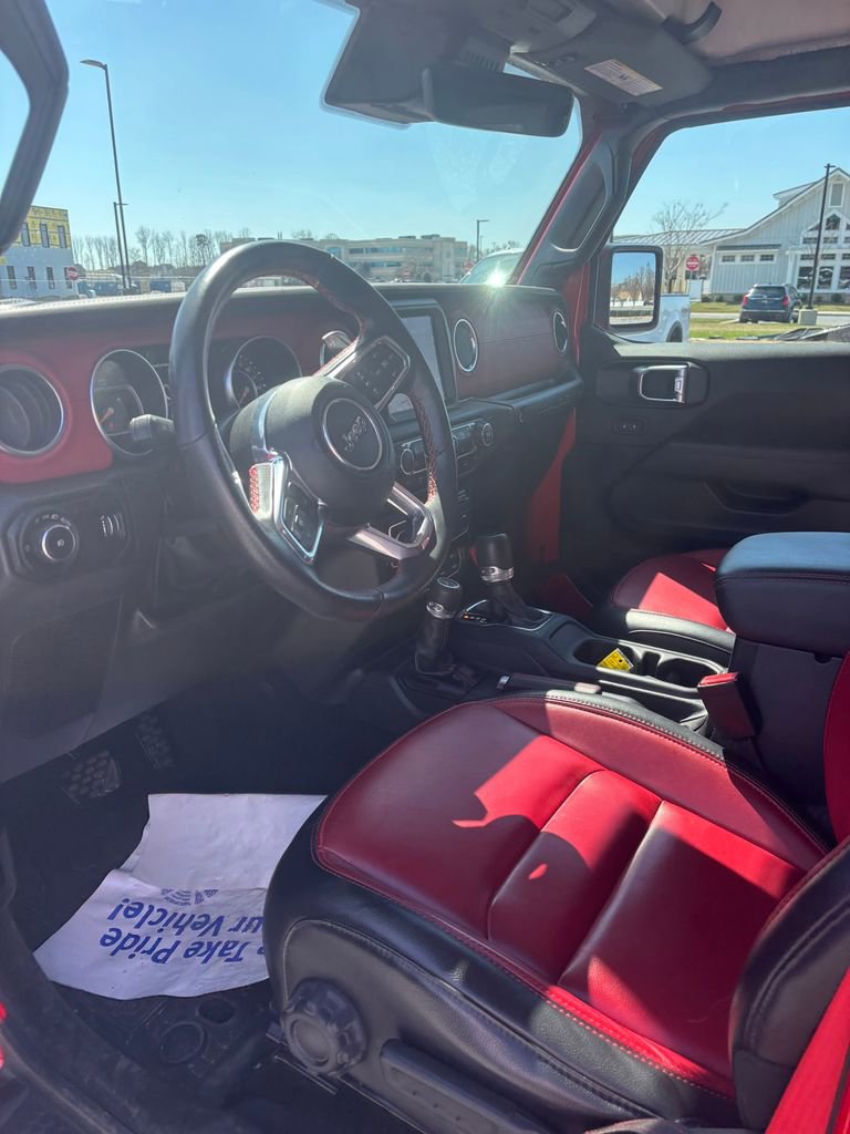 Used 2023 Jeep Wrangler Rubicon 392 image 5