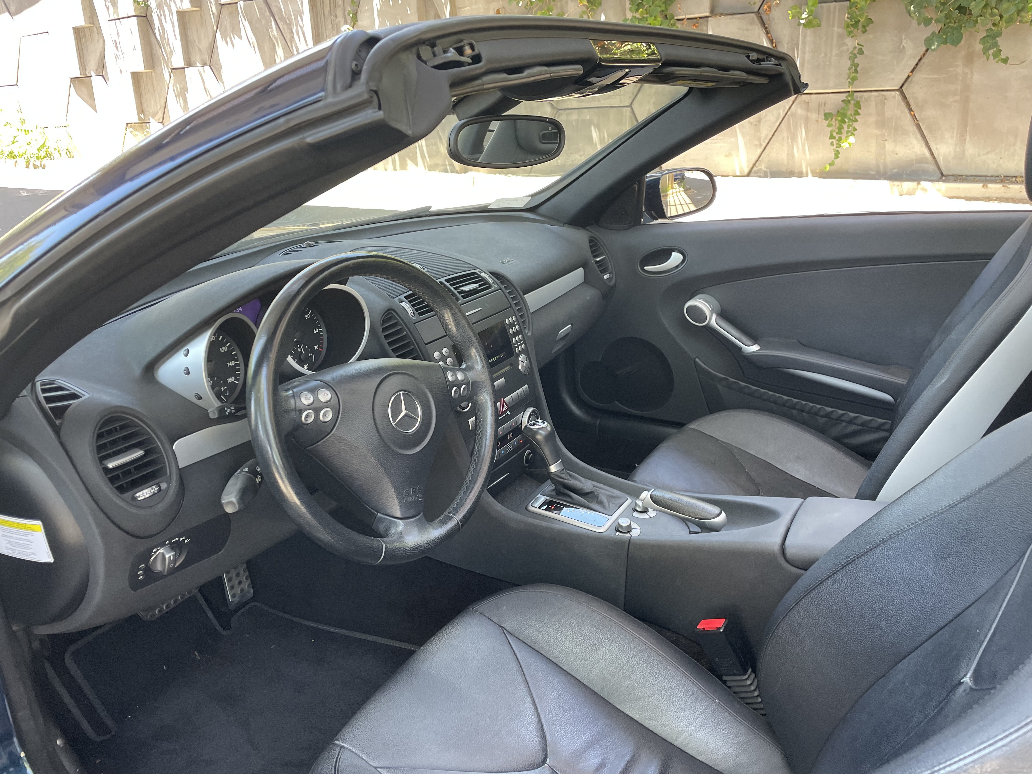 Used 2006 Mercedes-Benz SLK 350 image 4